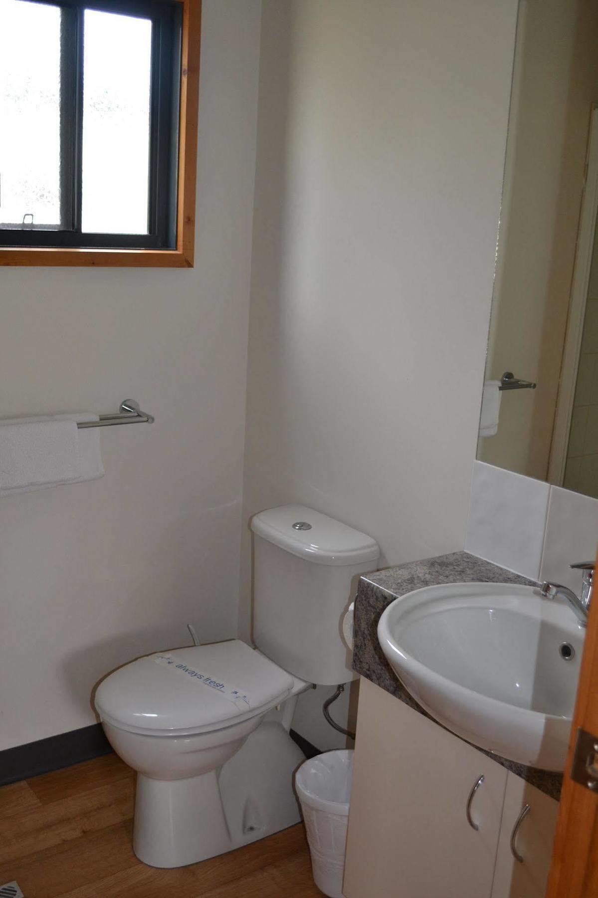 Sun Country Lifestyle Park Hotell Mulwala Exteriör bild